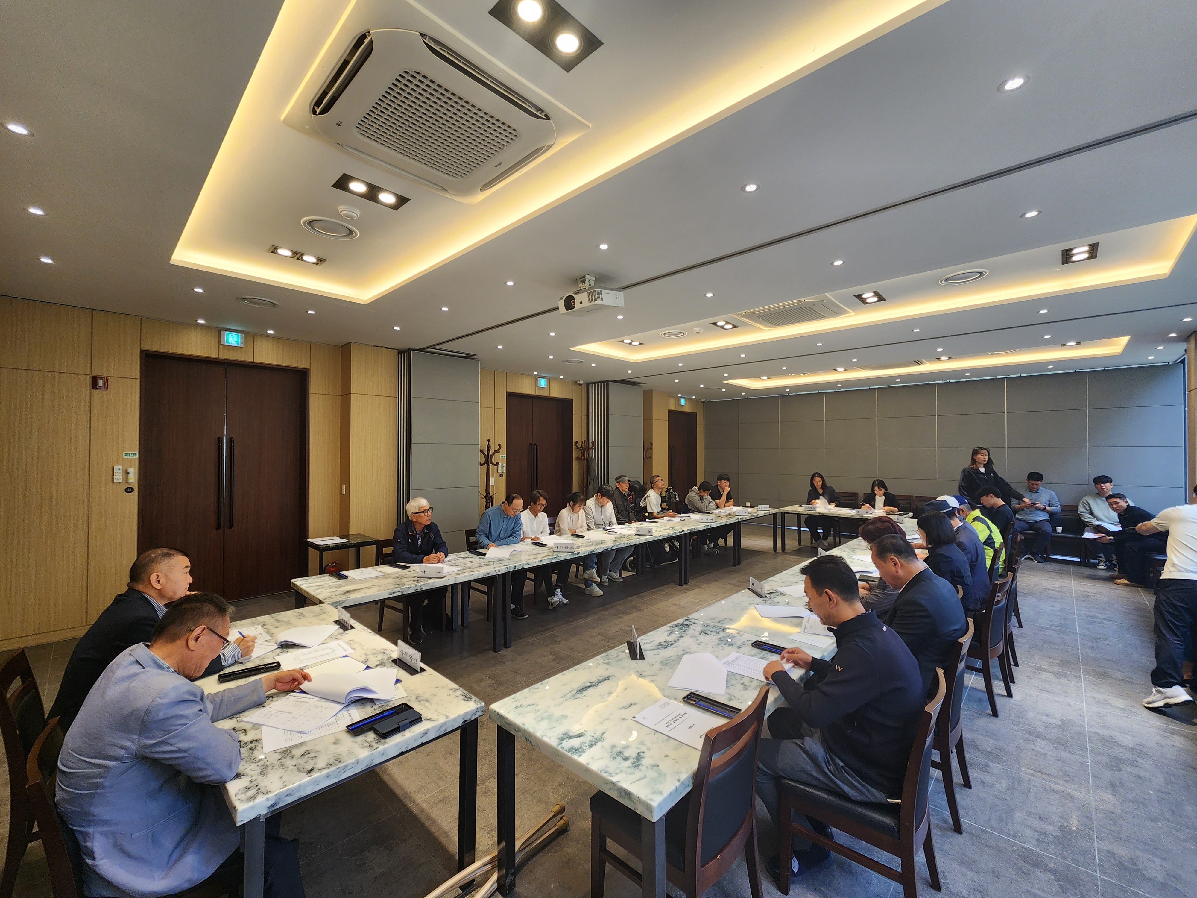 KakaoTalk_20231016_103819476_01.jpg