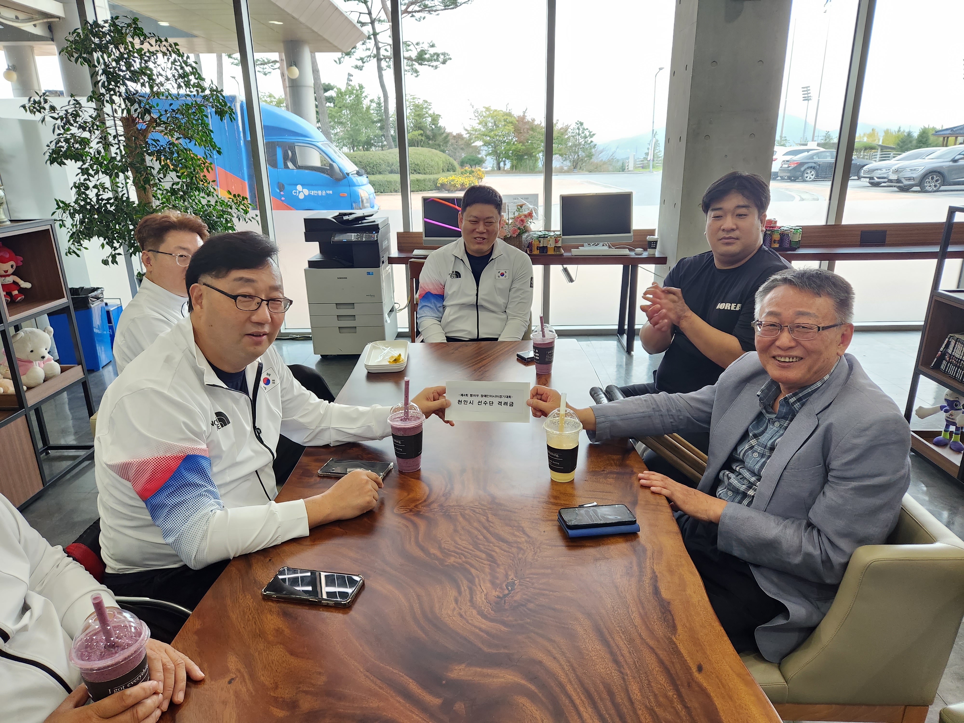 KakaoTalk_20231016_104130818_01.jpg